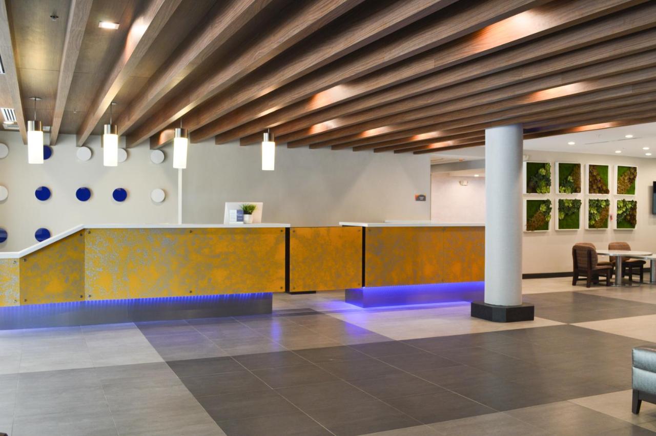  | GLō Best Western Ft. Lauderdale-Hollywood Airport Hotel