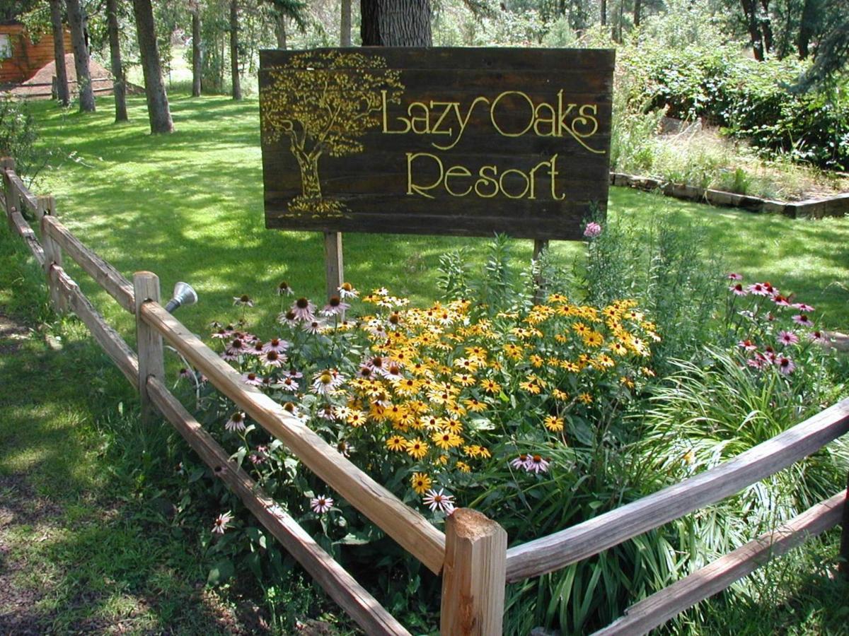 | Lazy Oaks Resort