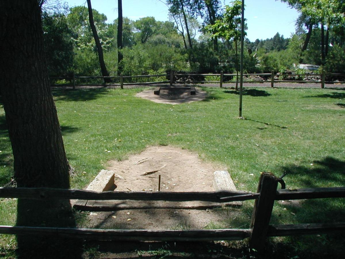 | Lazy Oaks Resort
