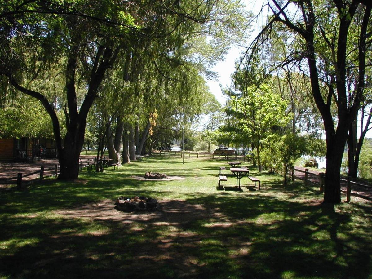 | Lazy Oaks Resort