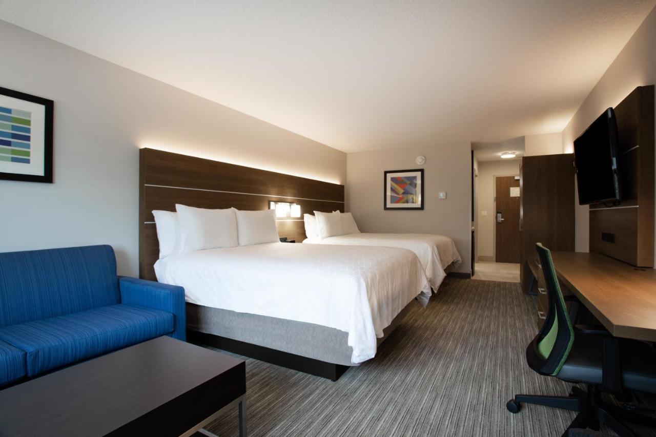 | Holiday Inn Express & Suites - Deland South, an IHG Hotel