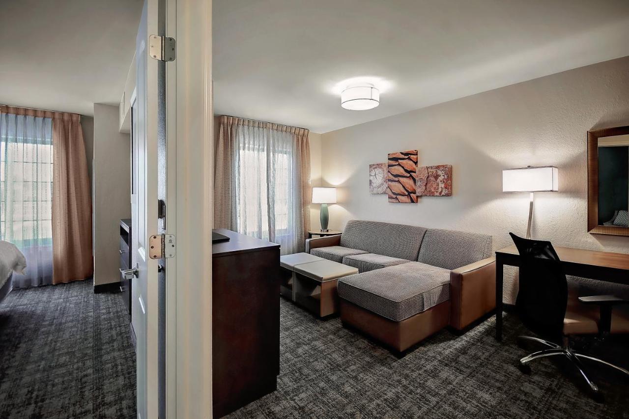 One-Bedroom Queen Room with Two Queen Beds and Mobility Accessible Tub - Non-Smoking at Staybridge Suites Holland by IHG