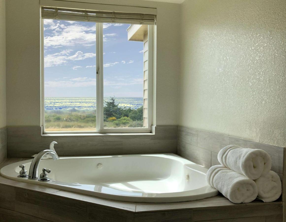  | SureStay Plus Hotel by Best Western Gold Beach