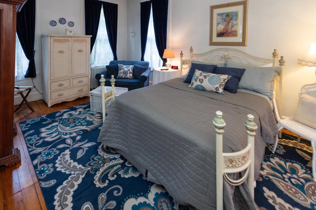 | Faunbrook Bed & Breakfast