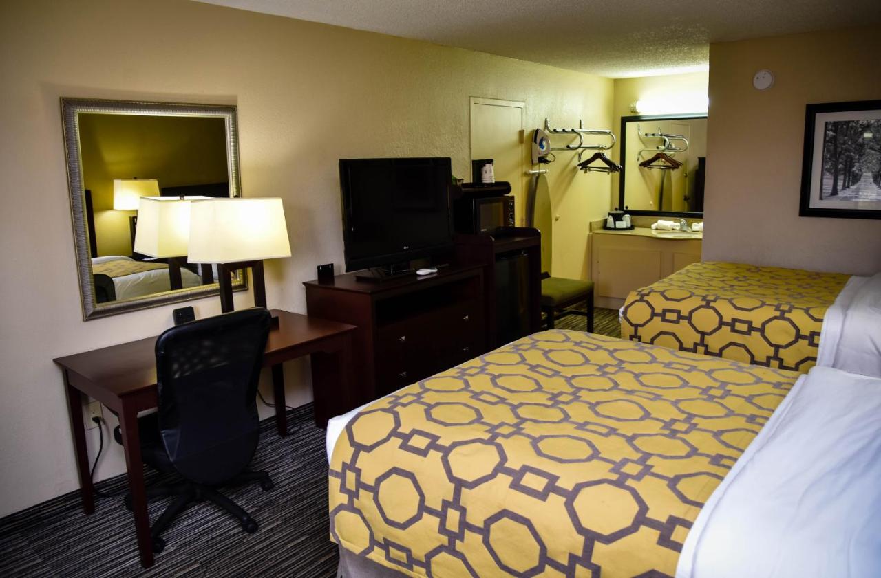 Double Room with Two Double Beds - Non-Smoking at Park Inn by Radisson, Columbus State University Area