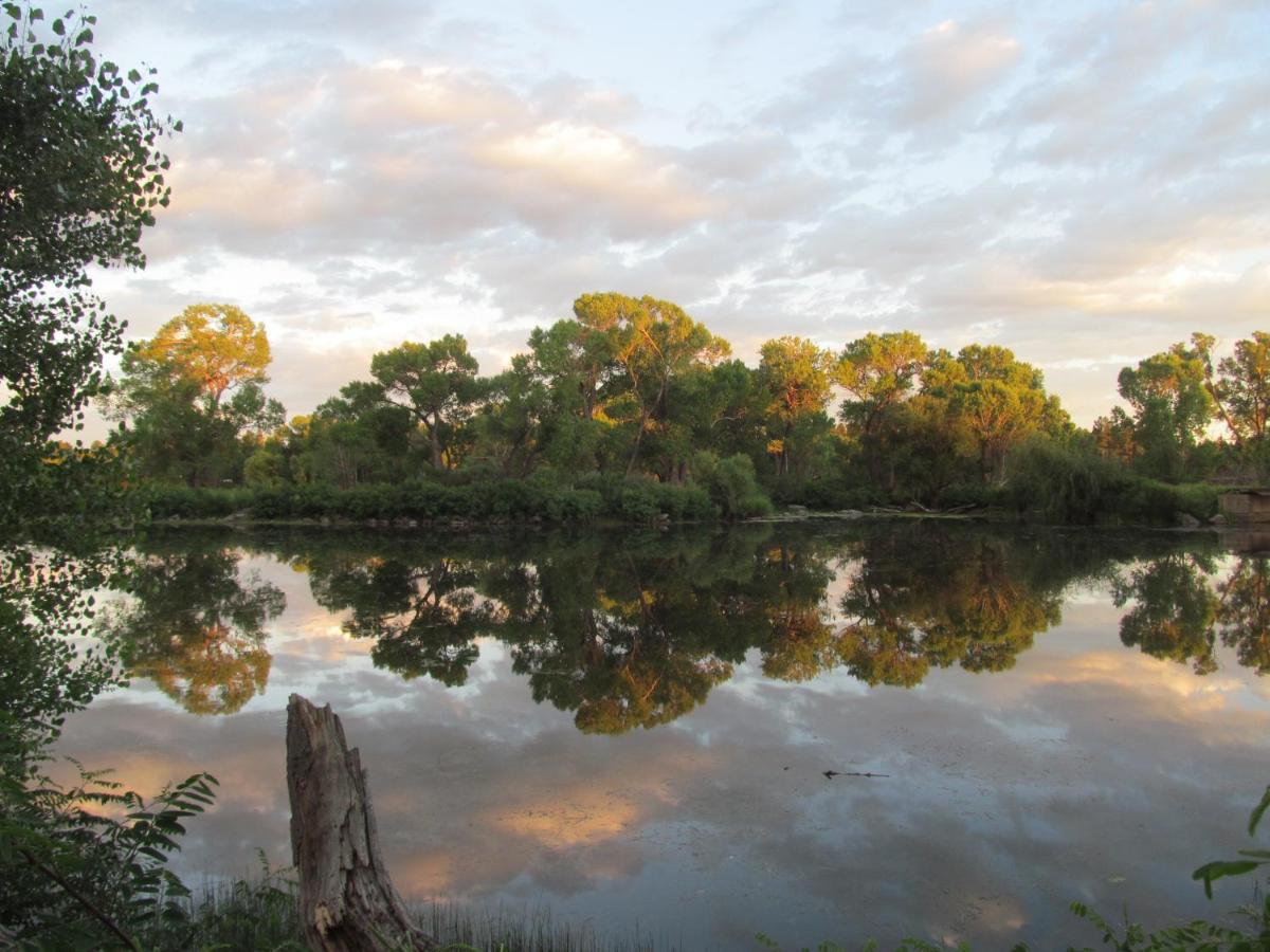 | Lazy Oaks Resort
