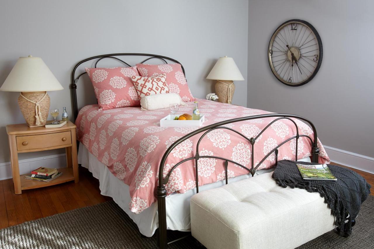  | The Stony Brookside Bed & Bike Inn