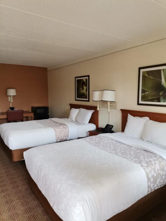 Deluxe Double Room with Two Double Beds - Non-Smoking at Super 8 by Wyndham San Antonio Near SeaWorld Ingram Park