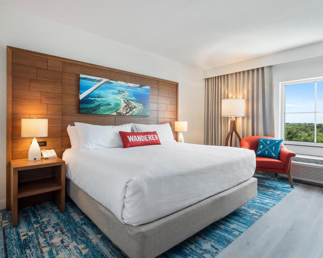 Standard King Room at Compass Hotel by Margaritaville Anna Maria Sound