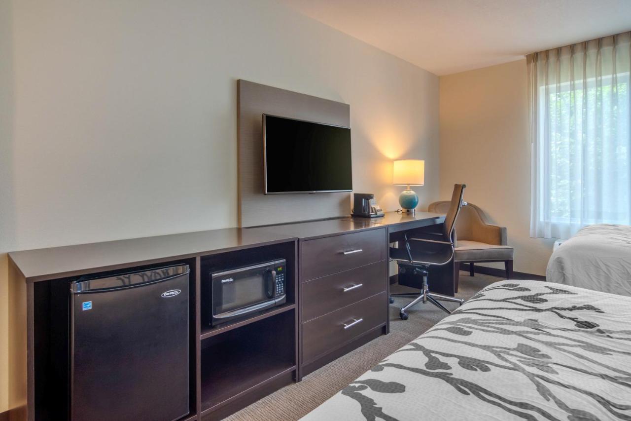 Queen Room with Two Queen Beds - Accessible/Non-Smoking at Sleep Inn Newnan Atlanta South