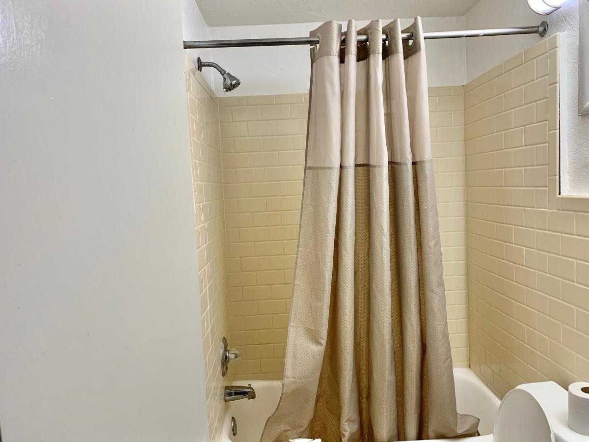 | Scottish Inns and Suites- Bordentown, NJ