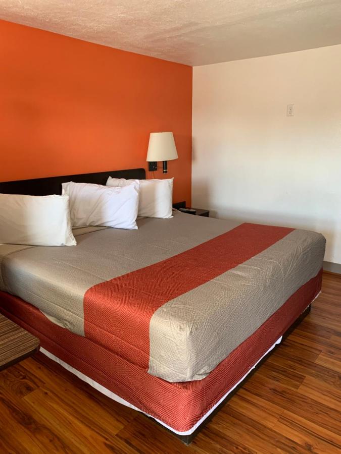 | Scottish Inns and Suites- Bordentown, NJ