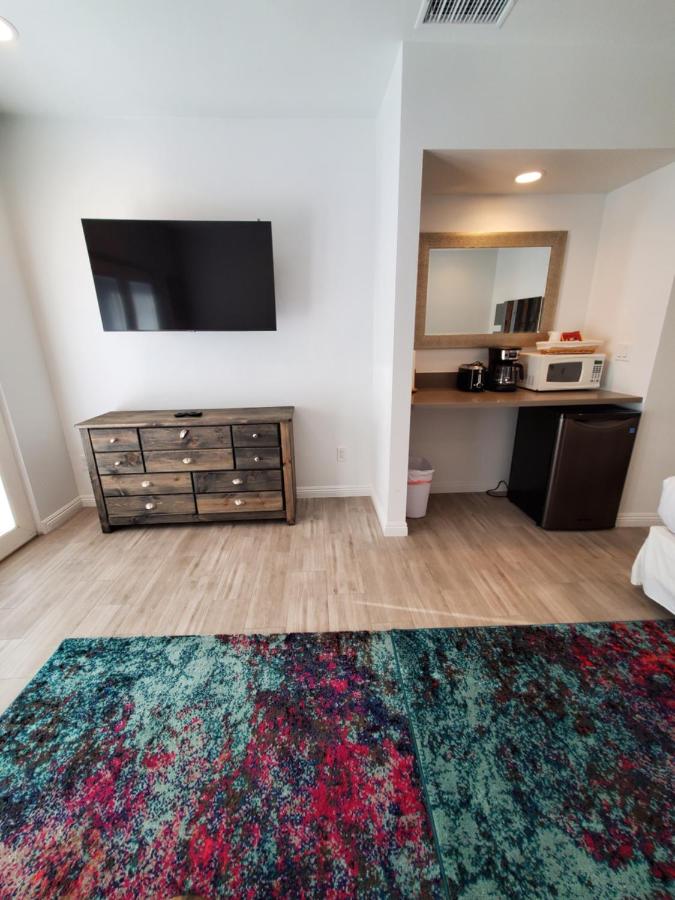 Ocean Front Studio at Sea Horse Resort