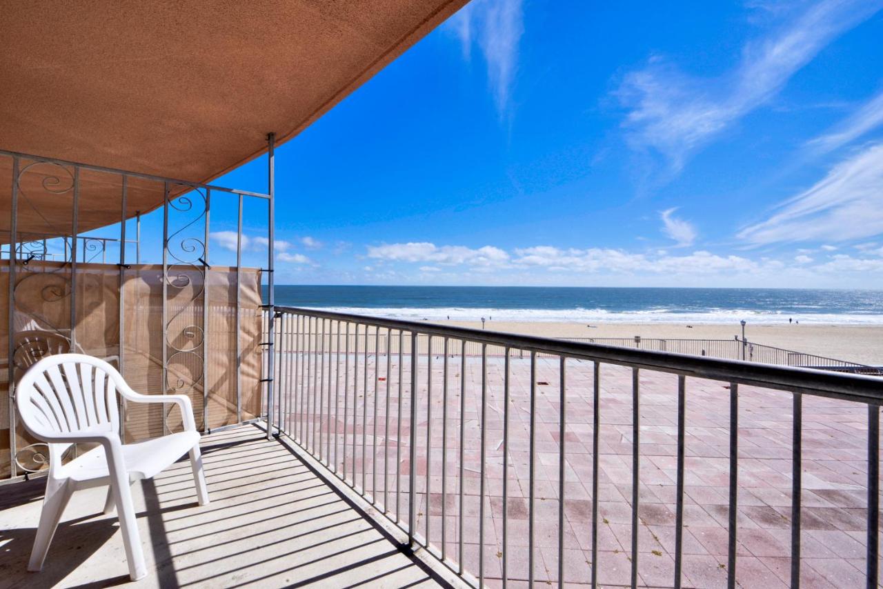 Room Selected at Check-In at Grand Hotel Ocean City Oceanfront