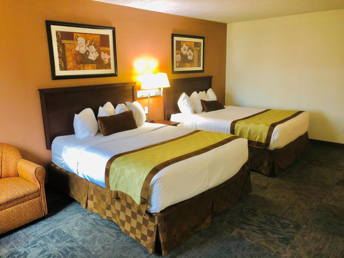 Queen Room with Two Queen Beds - Non-Smoking at Ramada by Wyndham Spokane Valley