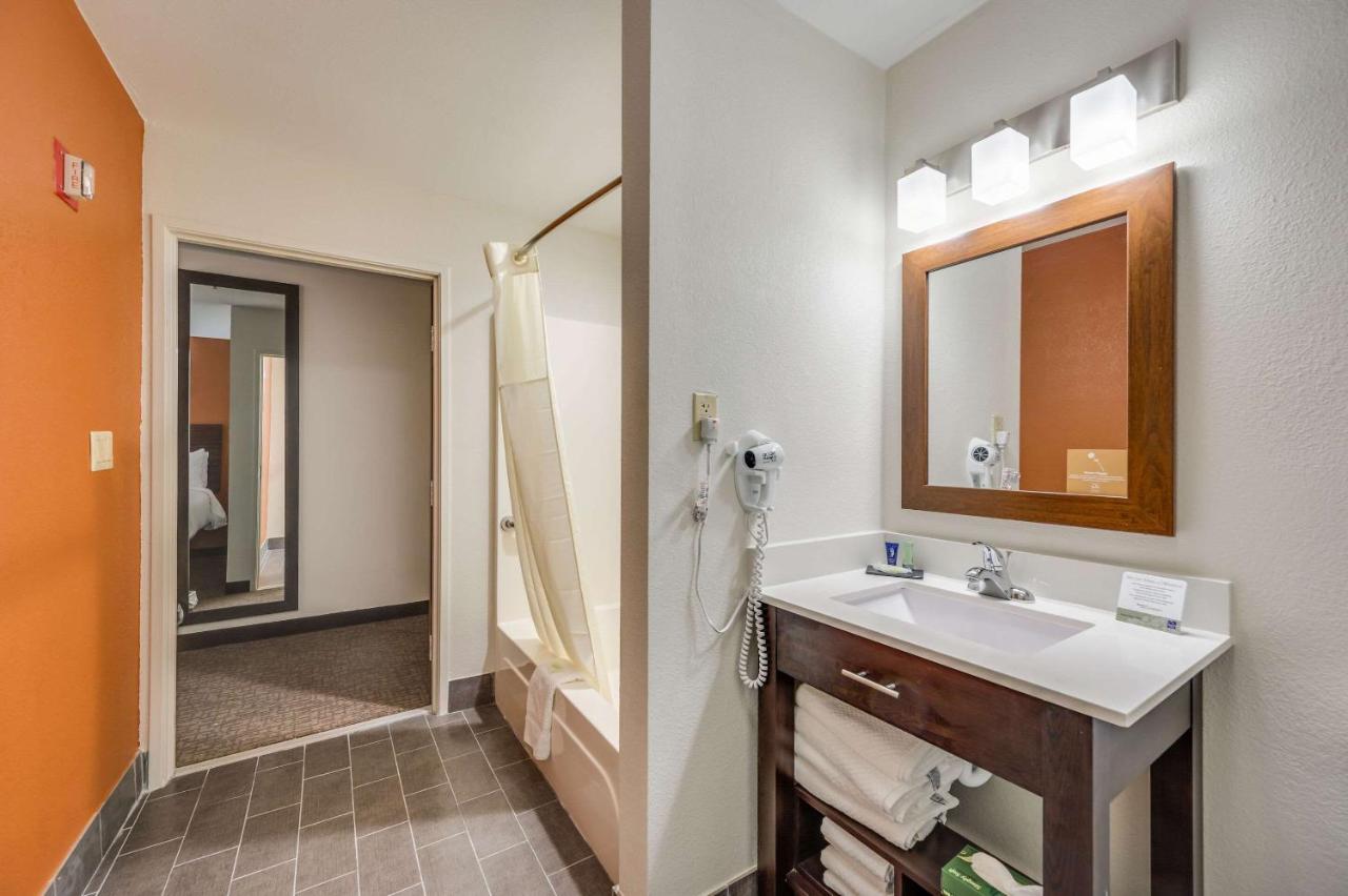 Queen Room with Two Queen Beds - Accessible/Non-Smoking at Sleep Inn & Suites Decatur West