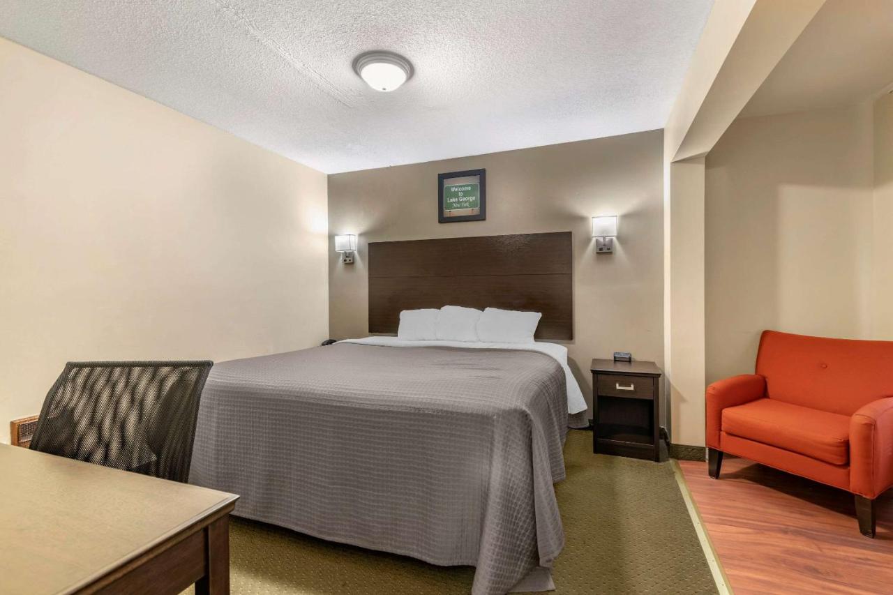| Rodeway Inn Lake George Outlets
