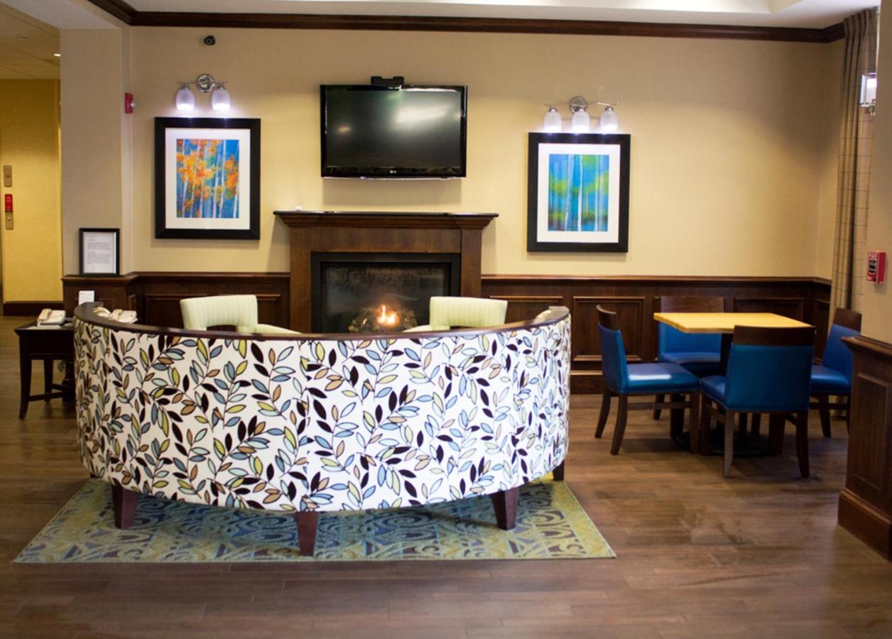 | Holiday Inn Express West Jefferson, an IHG Hotel