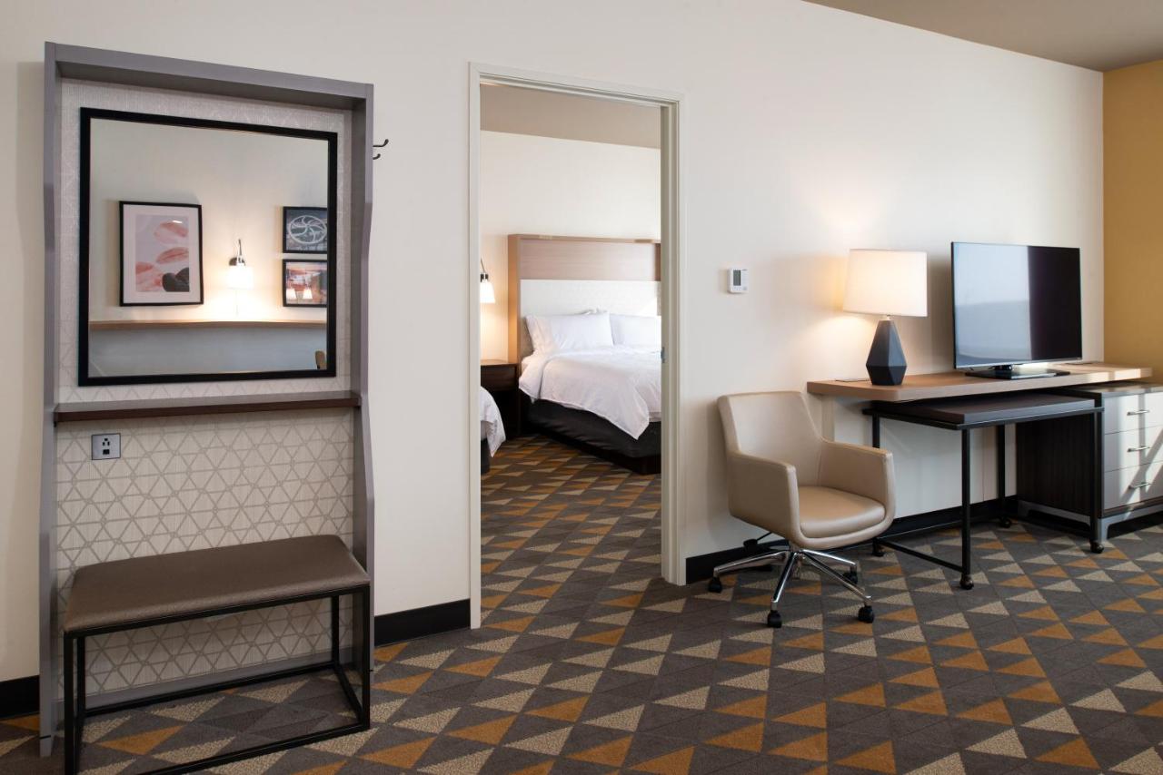 Suite at Holiday Inn & Suites Idaho Falls by IHG