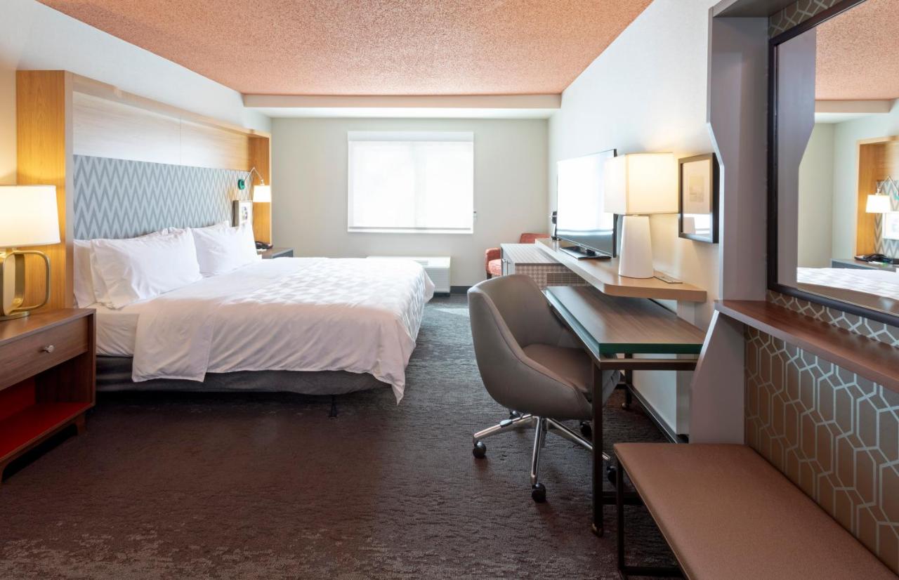 King Room with Sofa Bed - Non-Smoking at Holiday Inn Marquette, an IHG Hotel