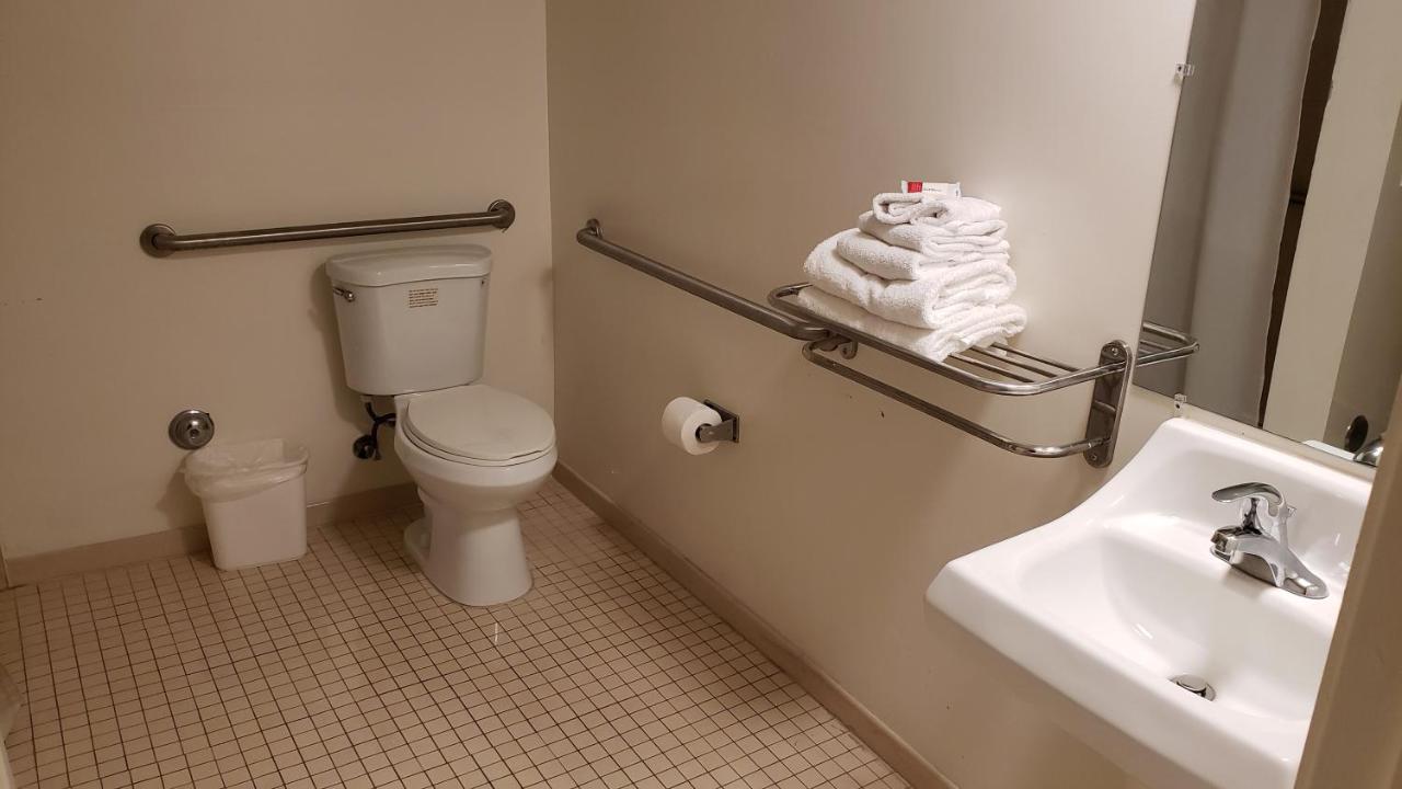  | Royal Century Hotel at LAX