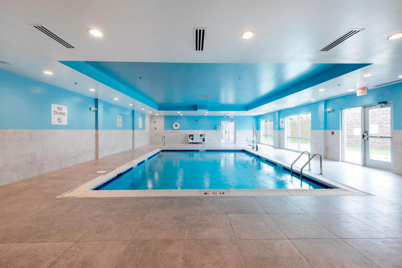 | Holiday Inn Express & Suites - Staunton, an IHG Hotel