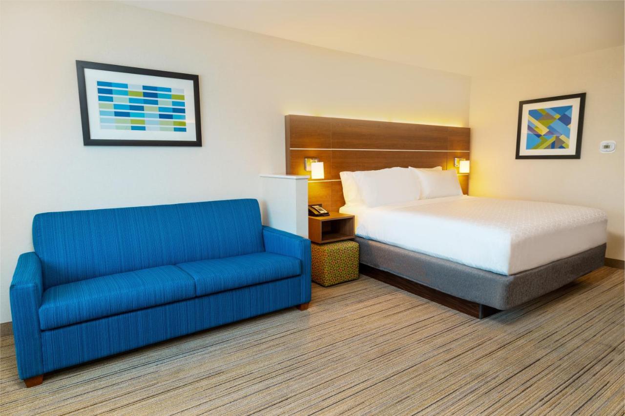  | Holiday Inn Express & Suites - Las Vegas - E Tropicana, an IHG Hotel