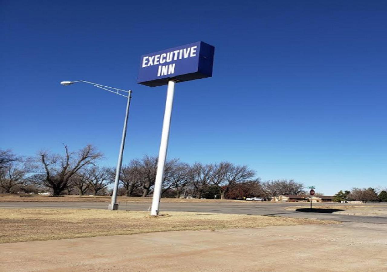  | Executive Inn Woodward