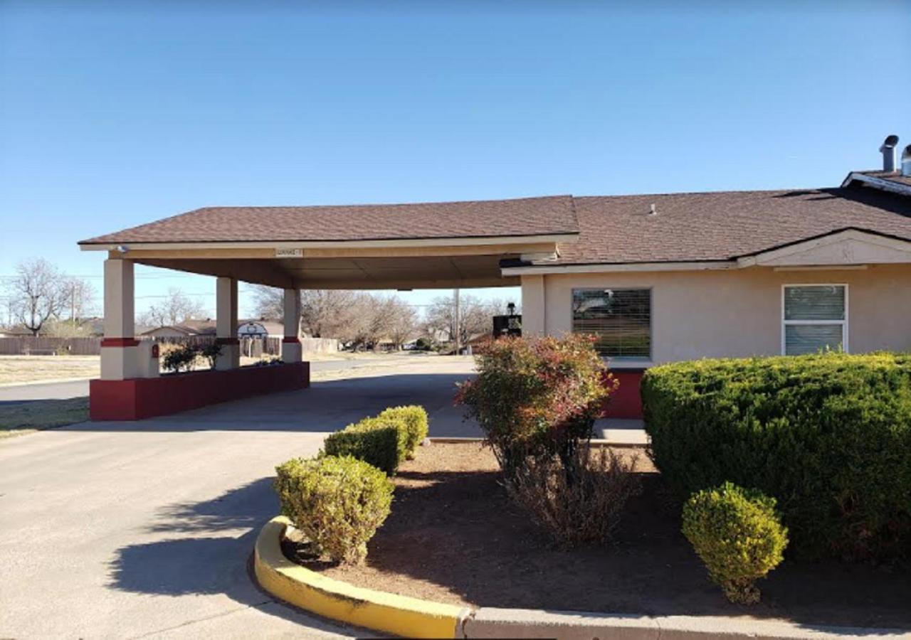  | Executive Inn Woodward