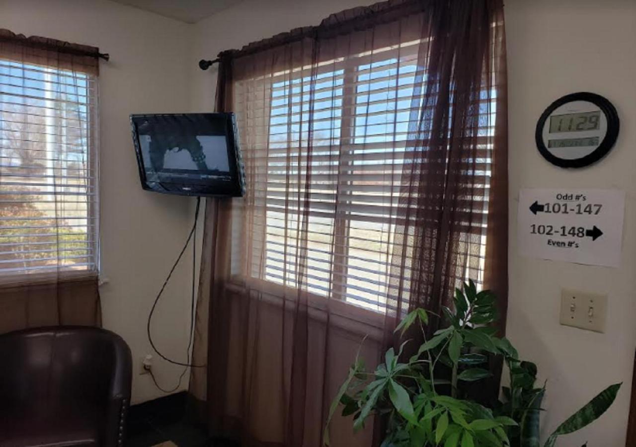  | Executive Inn Woodward