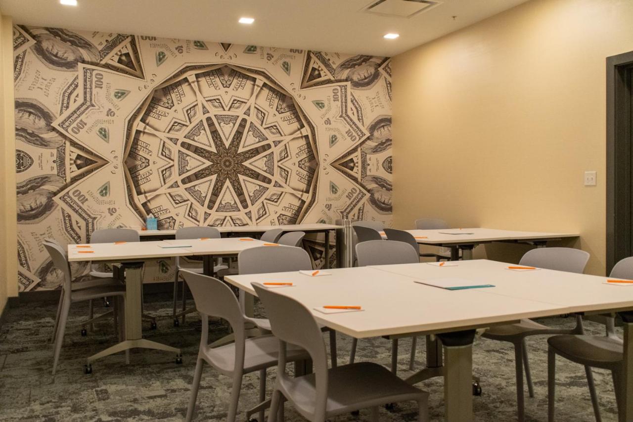 | Hotel Indigo - St. Louis - Downtown, an IHG Hotel
