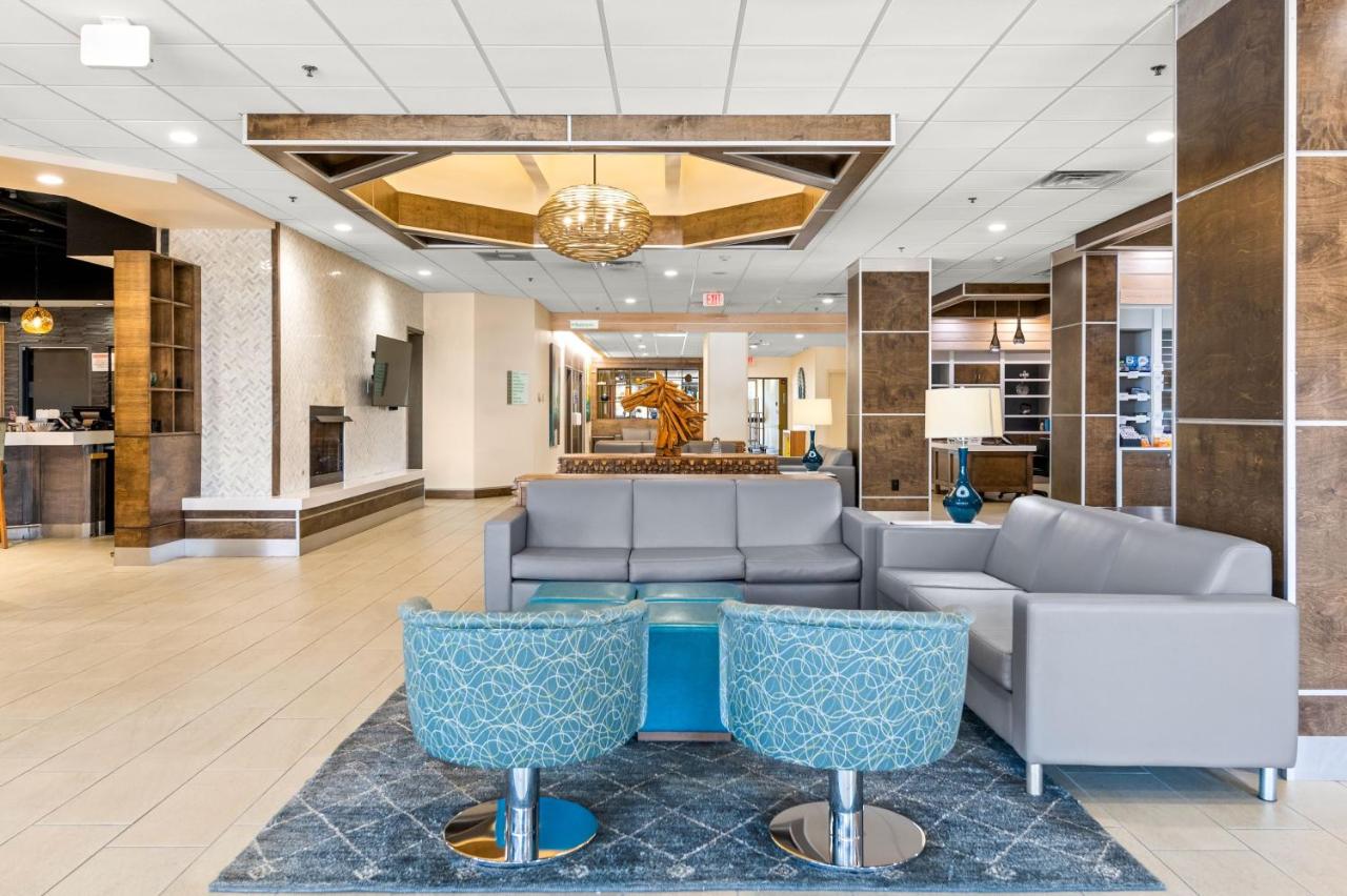 | Holiday Inn Johnson City, an IHG Hotel