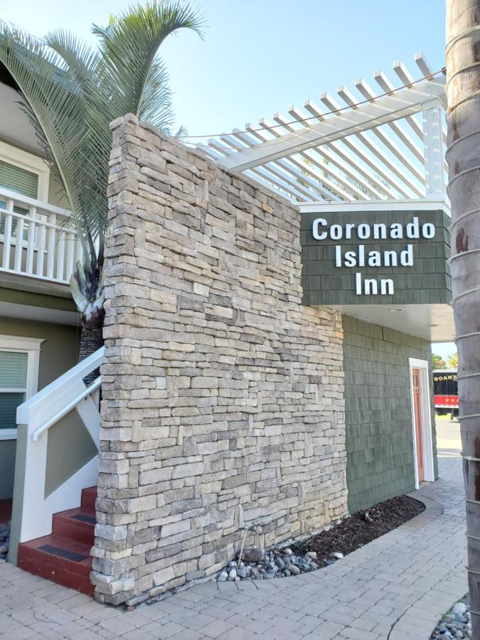 | Coronado Island Inn