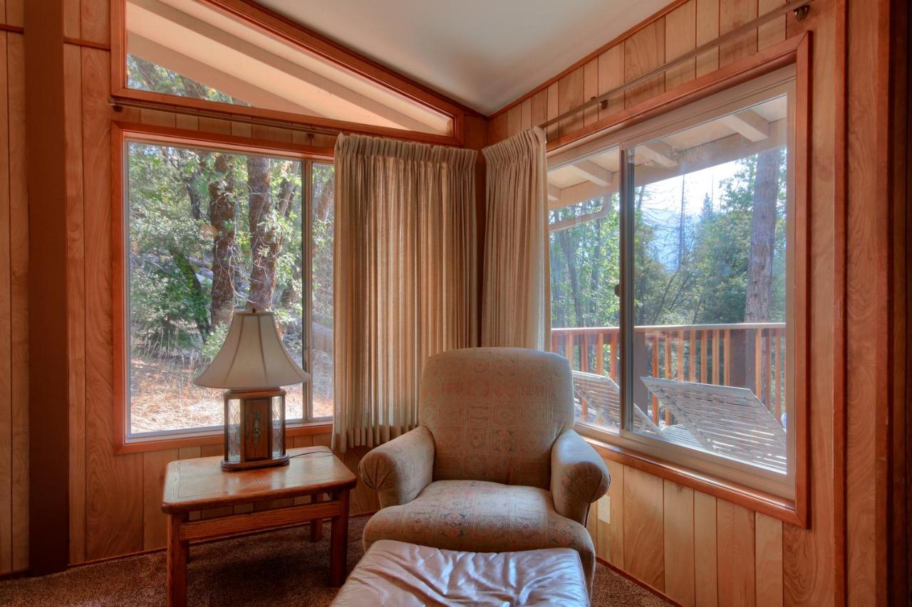| 99 Yosemite Mountain Lodge