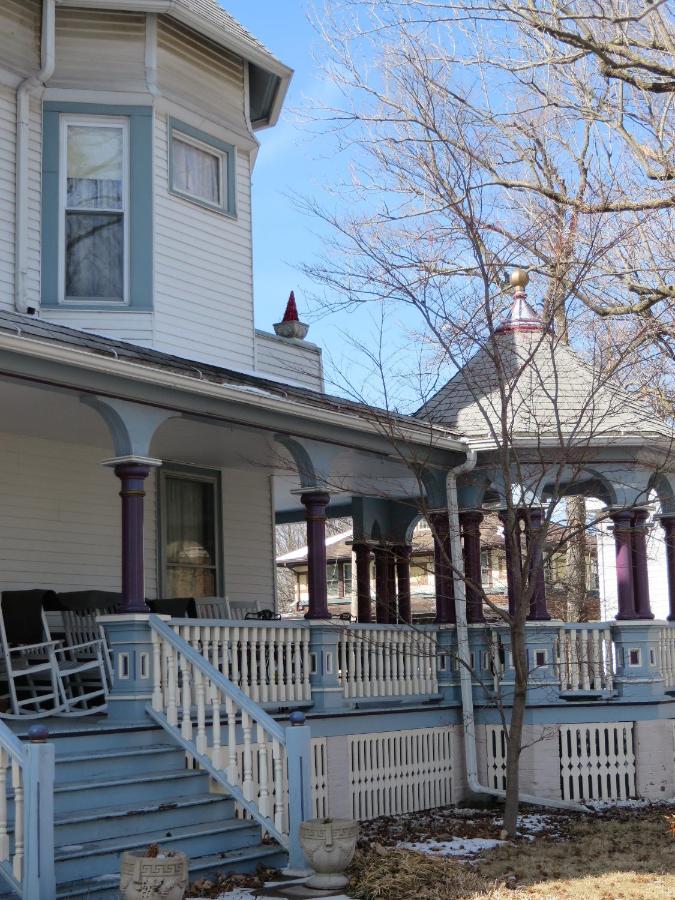  | Market Street Inn