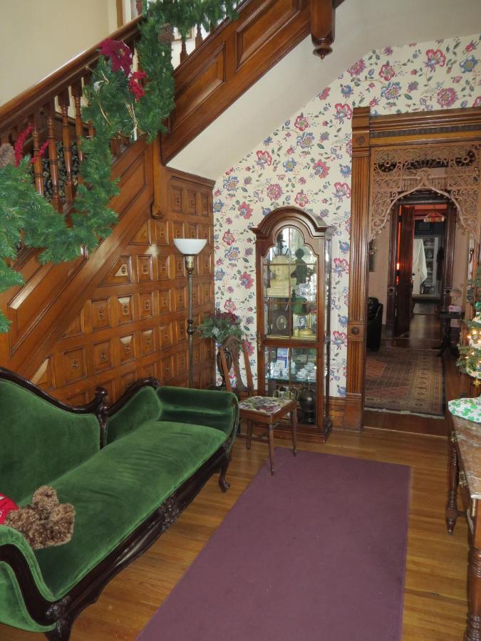  | Market Street Inn