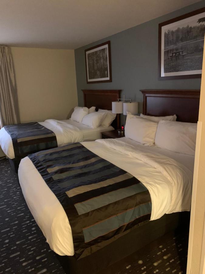 One-Bedroom Deluxe Suite with Two Queen Beds - Non-Smoking at Wingate by Wyndham Brighton