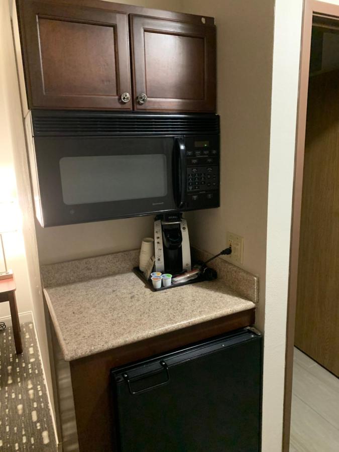 One-Bedroom Presidential Suite - Non-Smoking at Wingate by Wyndham Brighton