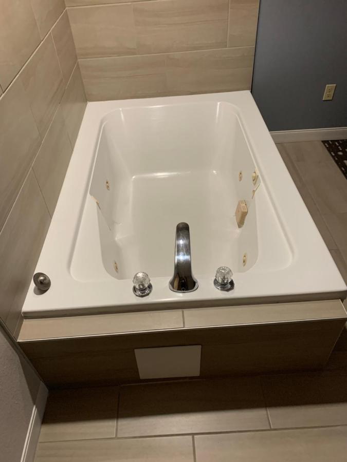 One-Bedroom Presidential Suite - Non-Smoking at Wingate by Wyndham Brighton