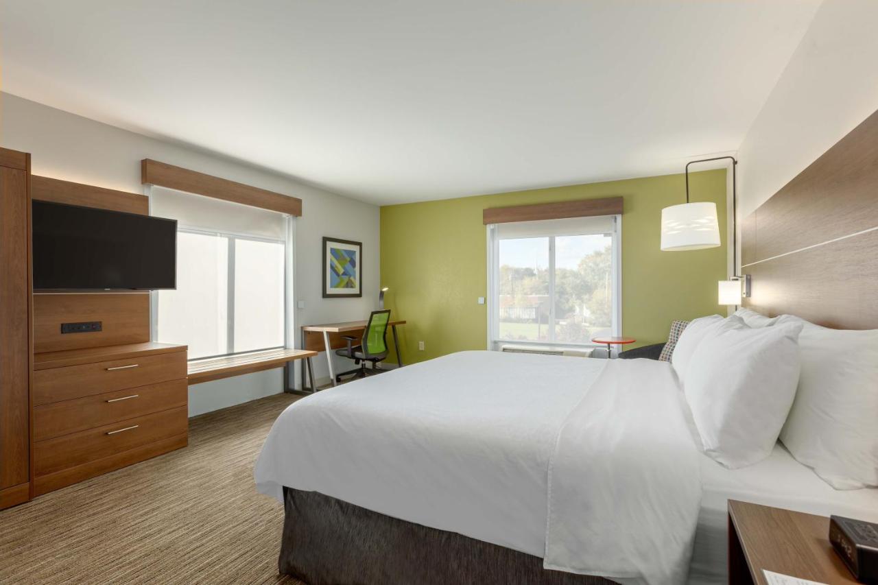| Holiday Inn Express Hotel & Suites Binghamton University-Vestal, an IHG Hotel