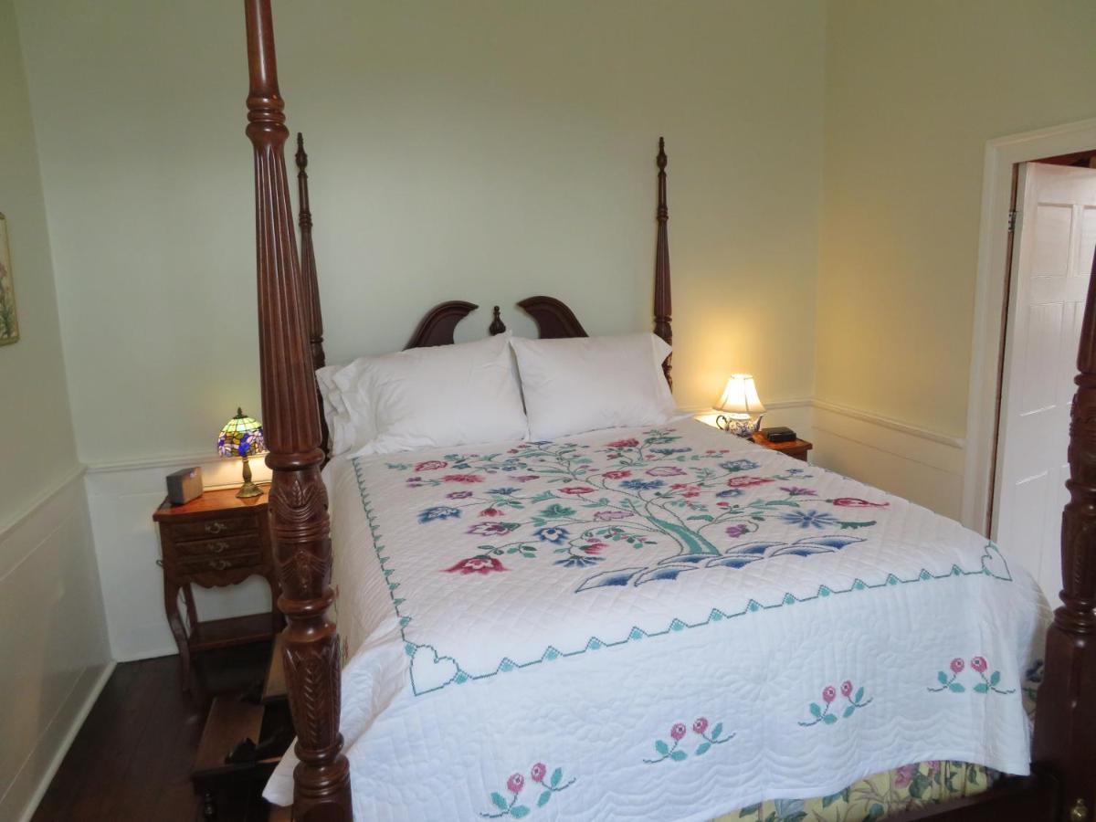  | Cider House Bed and Breakfast