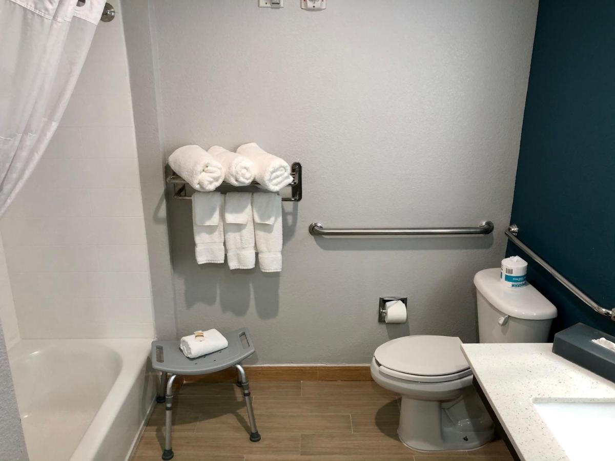 Queen Room with Two Queen Beds - Mobility Access/Non-Smoking at La Quinta Inn & Suites by Wyndham Tampa Central