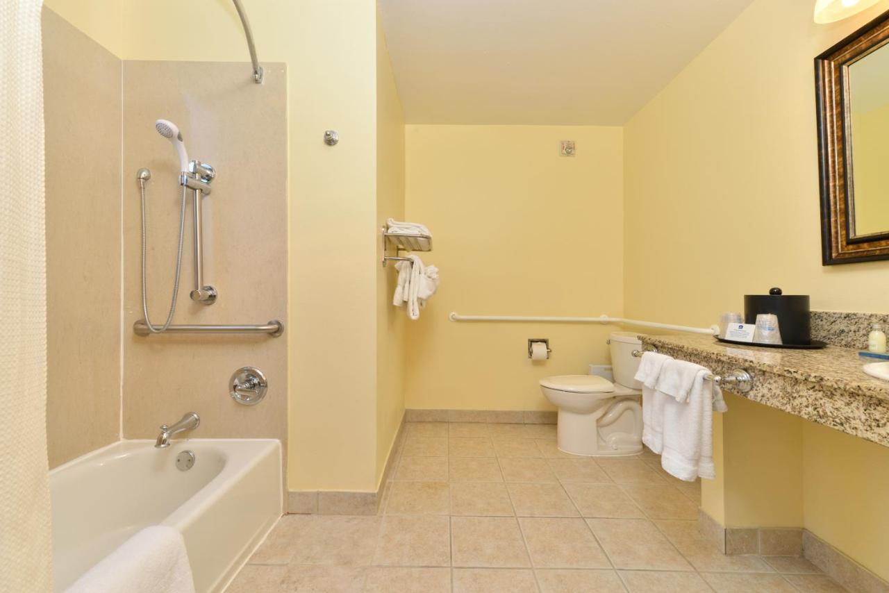 | St Charles Inn, Superior Hotel