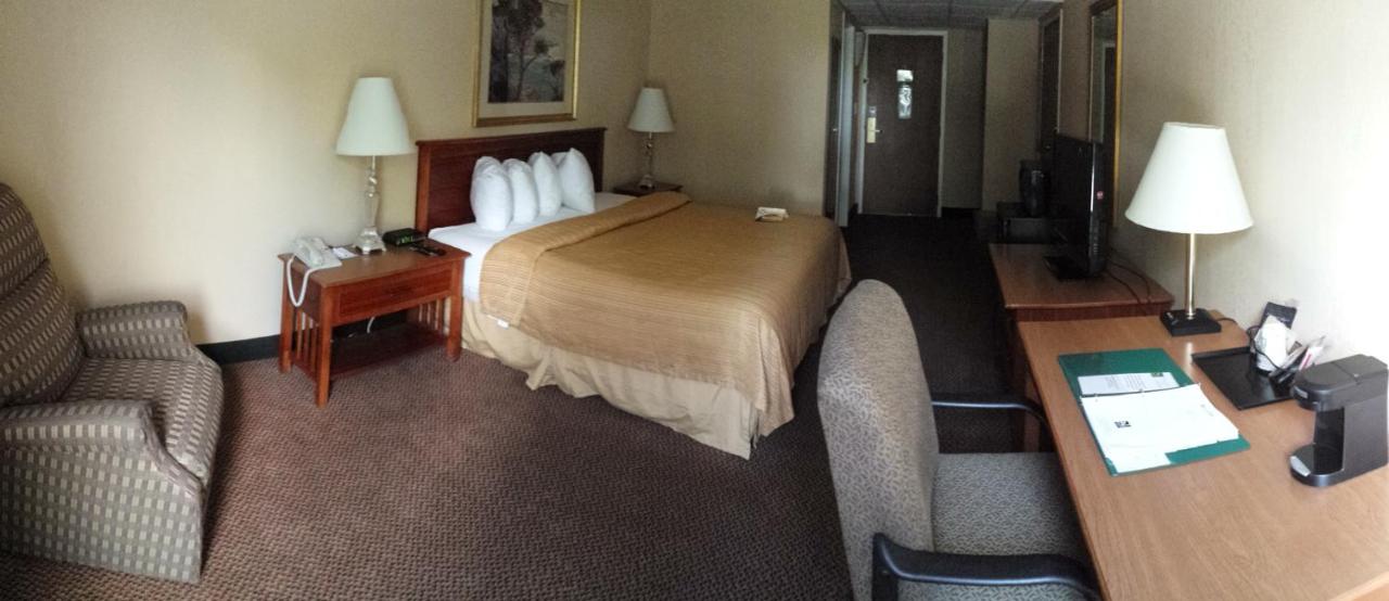 | Quality Hotel and Conference Center