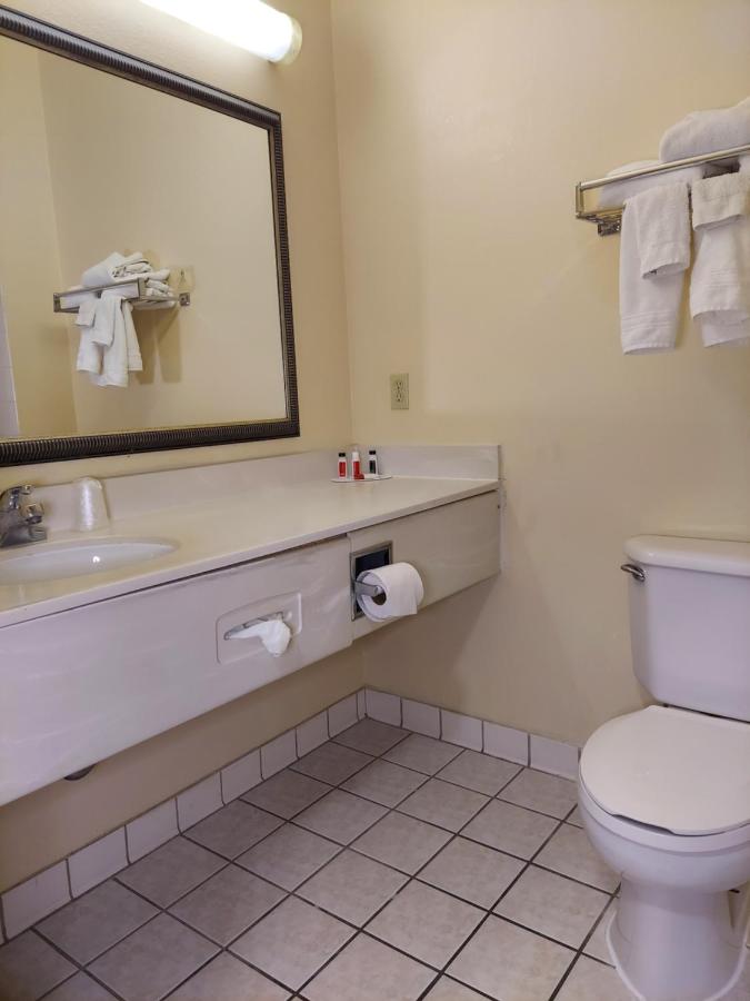 King Suite non smoking at Baymont by Wyndham Portage Indiana Dunes