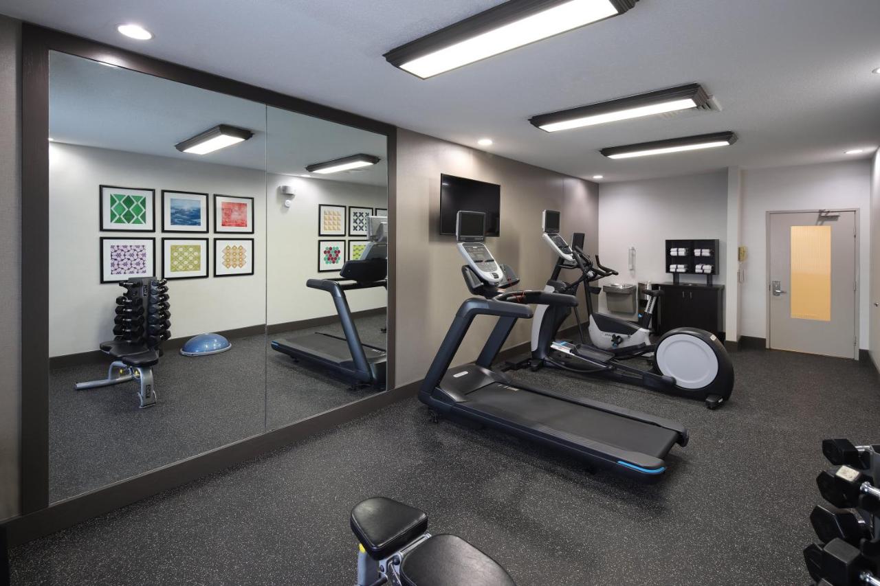 | Holiday Inn Express Grand Rapids Southwest, an IHG Hotel