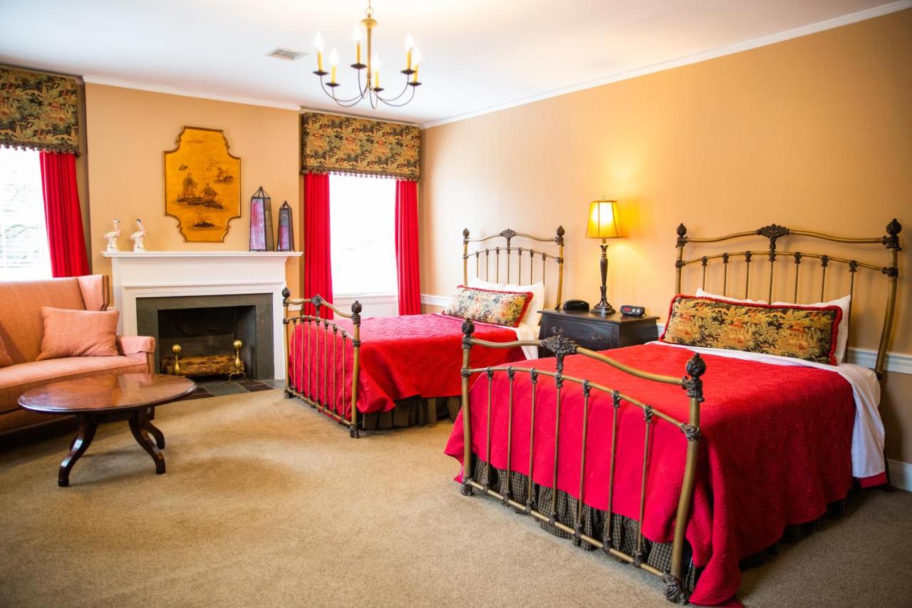 | Providence Manor House Bed & Breakfast