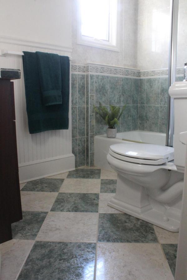  | The Stony Brookside Bed & Bike Inn