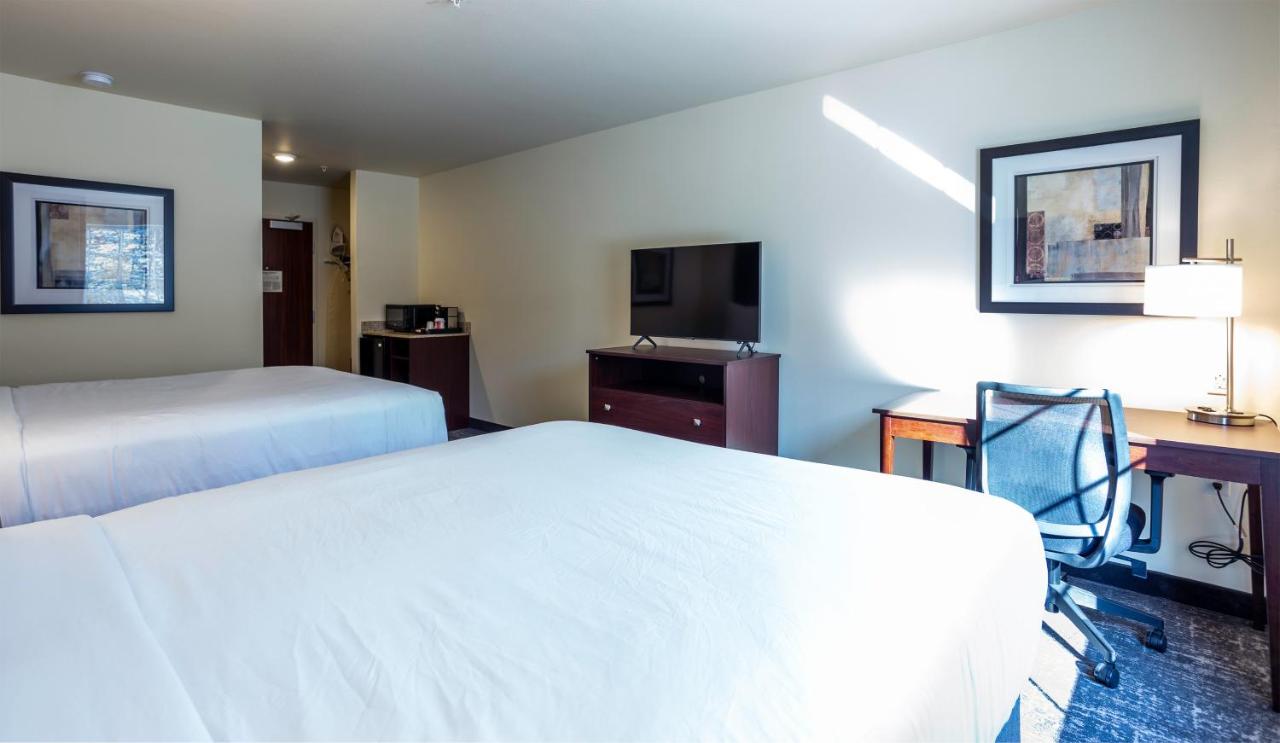 | Cobblestone Inn & Suites - Brookville