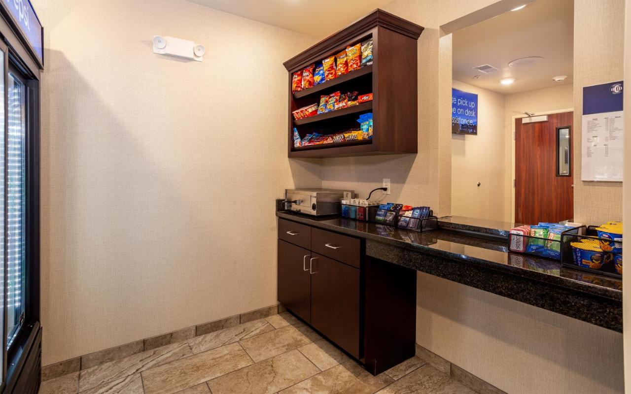 | Cobblestone Inn & Suites - Brookville